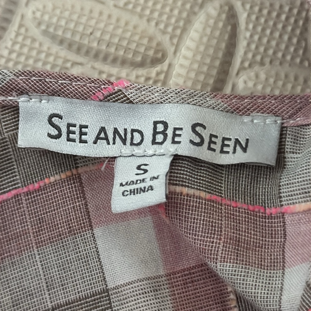 See and Be Seen Neon Pink Embroidered Top - Picture 3 of 4